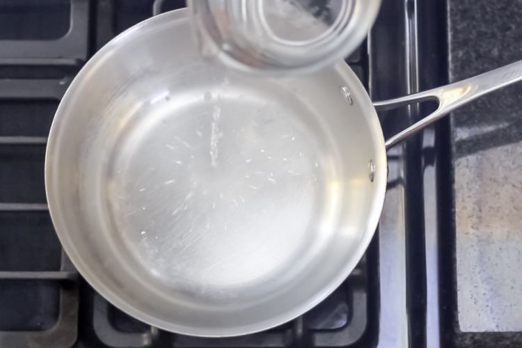 #8 Test the medium heated pan